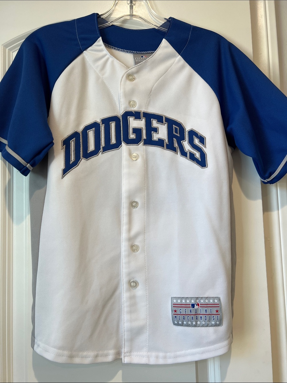 NWOT Genuine Dodgers Button-Front #27 Kemp Jersey